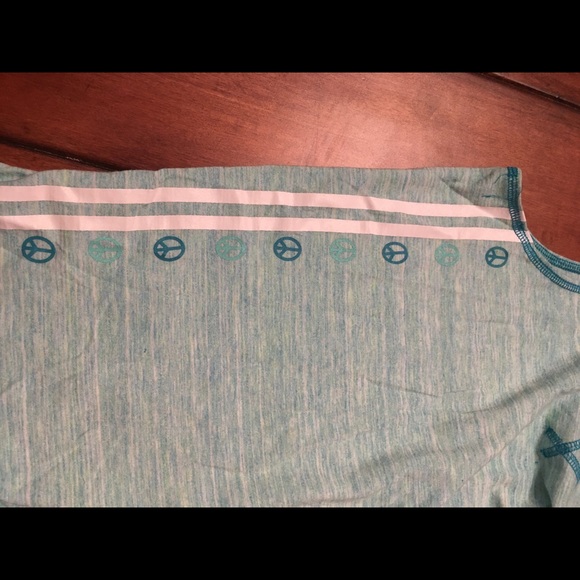 Blue tank top with hood - Picture 5 of 7